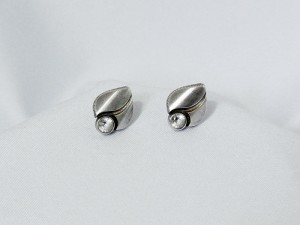 Karl Laine Finnfeelings Finland Finnland earrings oorbellen oorstekers  vintage modernist zilveren silver 2.JPG
