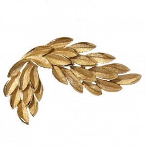 Crown Trifari kroon vintage costume jewelry brooch broche designer America Amerika leaf blaadjes brushed gold tone gematteerd 2a.jpg