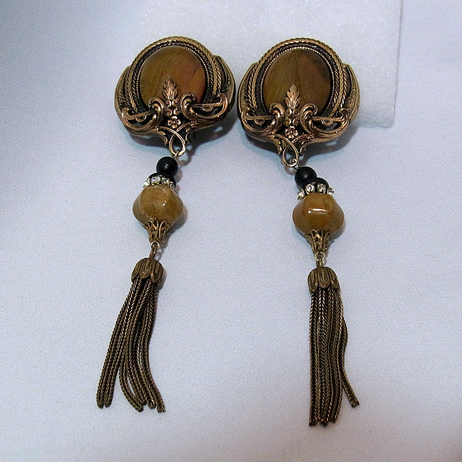 martelen opladen Durven Long Ermani Bulatti designer clip earrings. | Vintage Jewels
