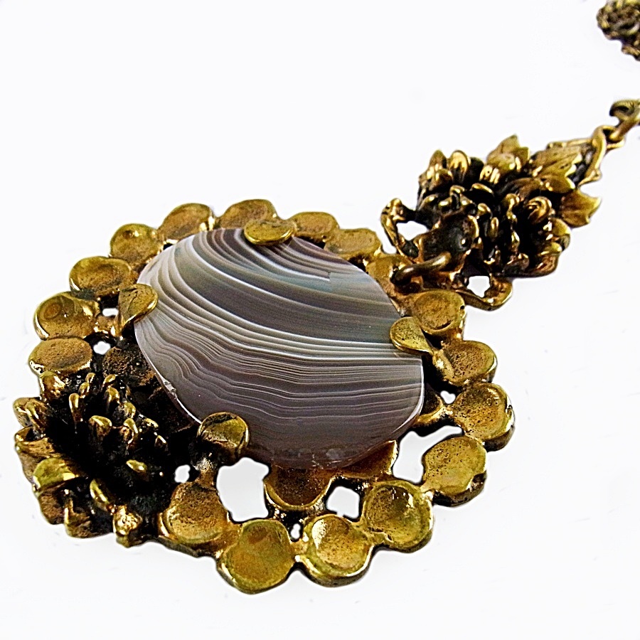 Pentti Sarpaneva, collier pendentif en bronze de 2 pièces, Finlande, années 1970
