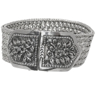 Zware 925 sterling zilveren armband met vlechtwerk en een groot floraal versierde sluiting.